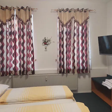 Hotel Restaurant Rhodos 2*