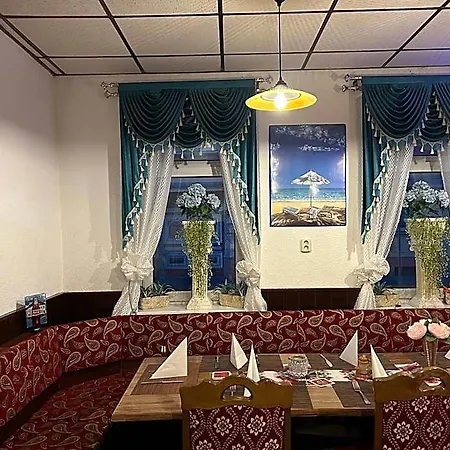 Hotel Restaurant Rhodos 2*